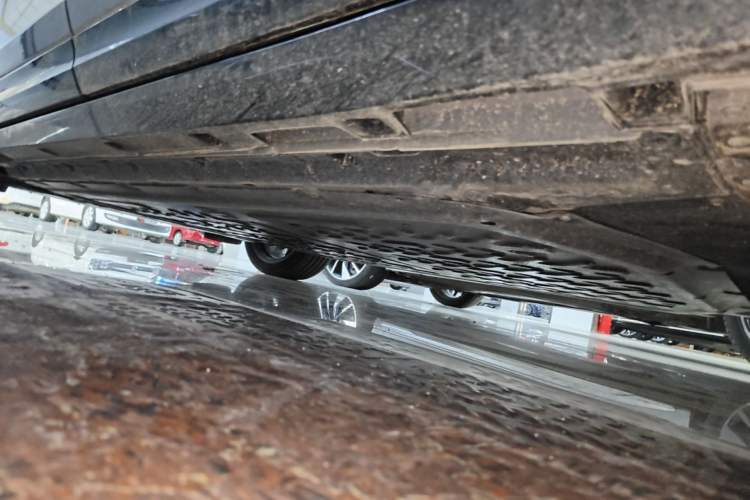 Used Leapmotor Lafa5 2026 Model 605 Max Left Side Sill