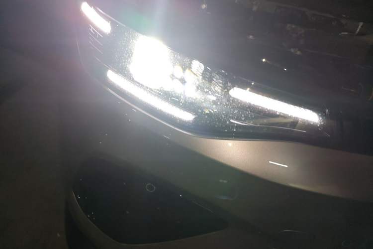 Used Leapmotor Lafa5 2026 600 Ultra Right Front Headlight