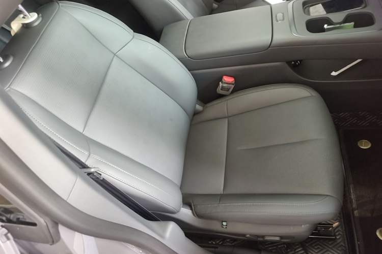 Used Leapmotor Lafa5 2026 Model 515 Pro Right Front Seat