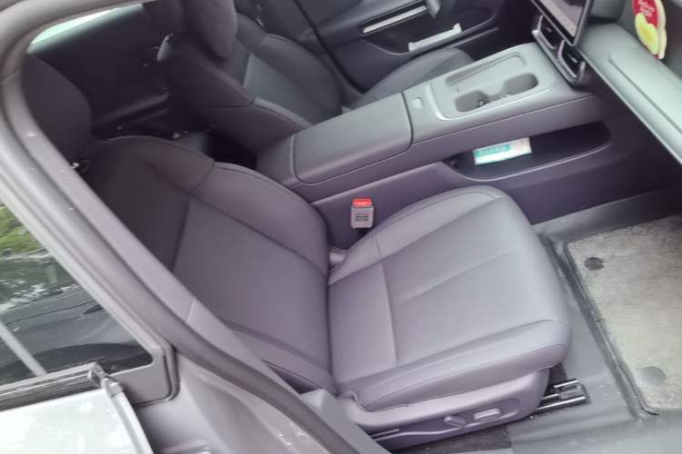 Used Leapmotor Lafa5 2026 Model 515 Pro Right Front Seat