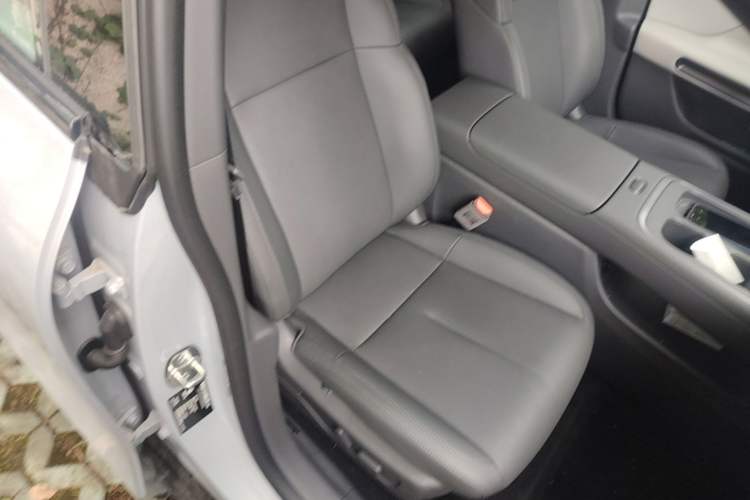 Used Leapmotor Lafa5 2026 Model 605 Max Right Front Seat