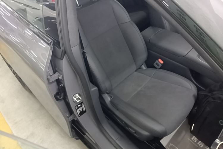 Used Leapmotor Lafa5 2026 Model 515 Max Right Front Seat