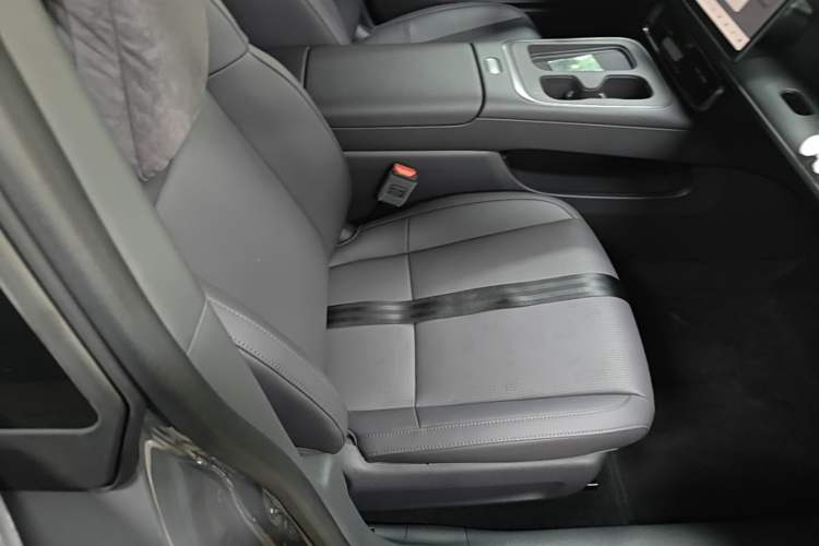 Used Leapmotor Lafa5 2026 Model 515 Plus Right Front Seat