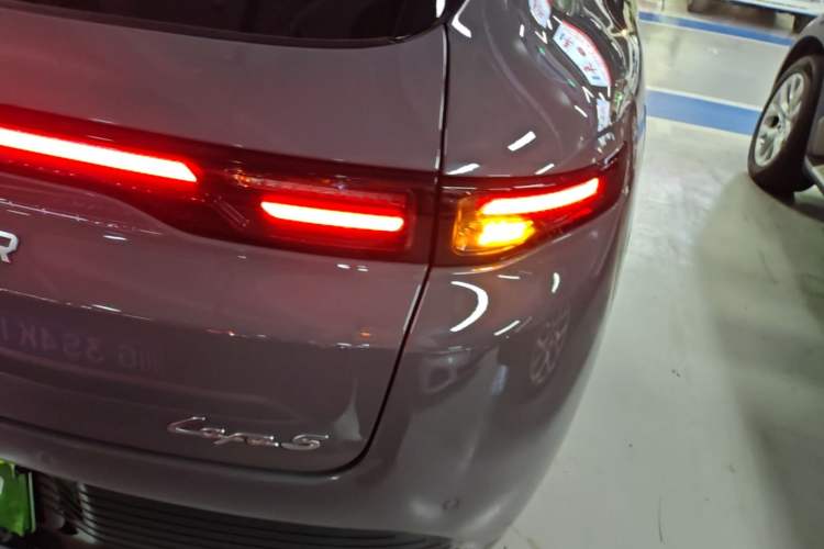 Used Leapmotor Lafa5 2026 Model 515 Max Right Rear Taillight