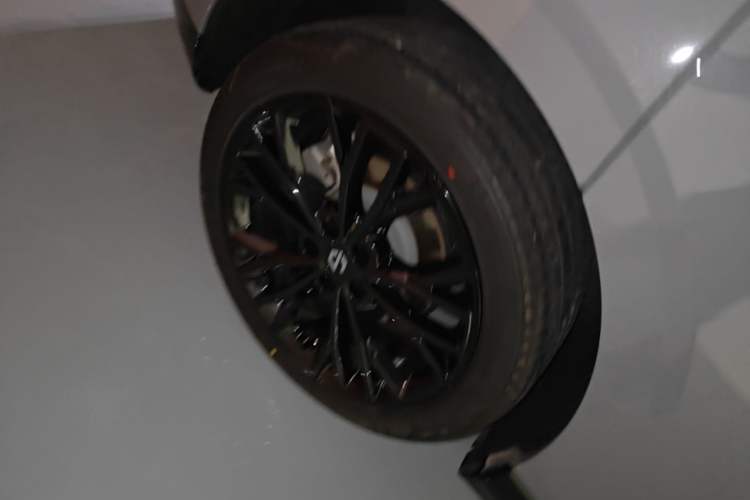 Used Leapmotor Lafa5 2026 Model 515 Max Right Rear Wheel Hub