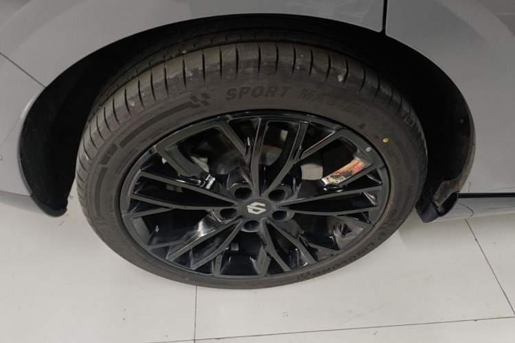 Used Leapmotor Lafa5 2026 Model 515 Max Right Rear Wheel Hub