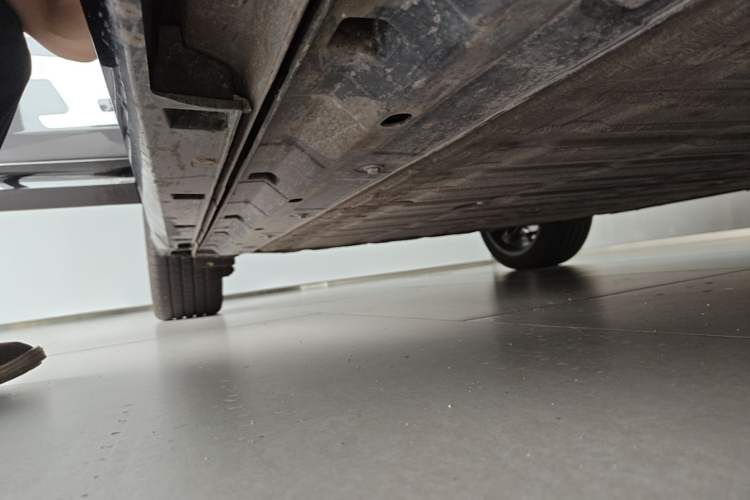 Used Leapmotor Lafa5 2026 Model 515 Max Right Side Sill