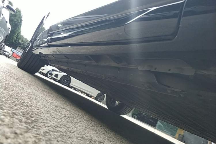 Used Leapmotor Lafa5 2026 Model 515 Max Right Side Sill