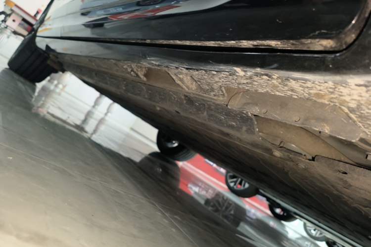 Used Leapmotor Lafa5 2026 Model 515 Max Right Side Sill