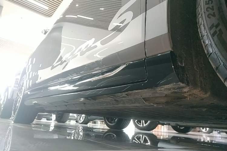 Used Leapmotor Lafa5 2026 Model 515 Max Right Side Sill
