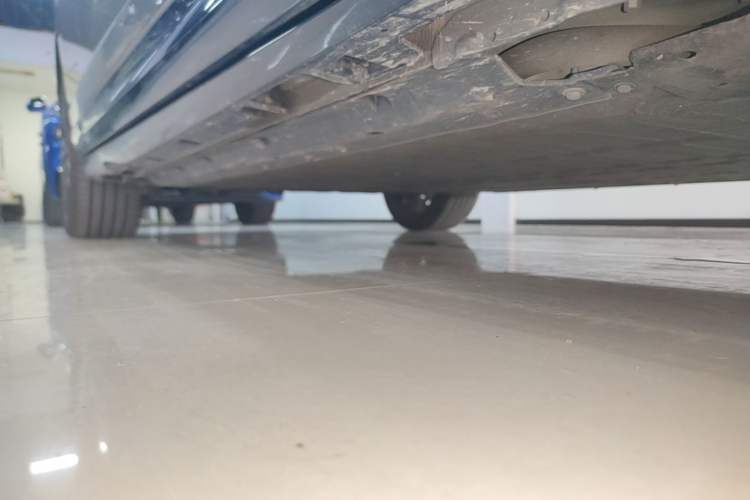 Used Leapmotor Lafa5 2026 Model 515 Max Right Side Sill