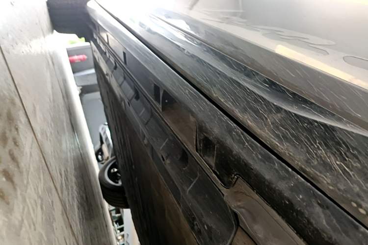Used Leapmotor Lafa5 2026 Model 515 Max Right Side Sill