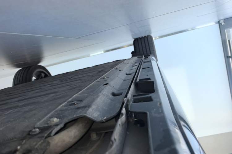 Used Leapmotor Lafa5 2026 Model 515 Max Right Side Sill