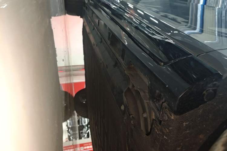 Used Leapmotor Lafa5 2026 Model 515 Max Right Side Sill