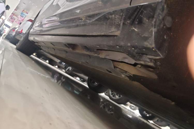 Used Leapmotor Lafa5 2026 Model 515 Max Right Side Sill