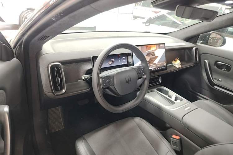 Used Leapmotor Lafa5 2026 Model 515 Max Steering Wheel