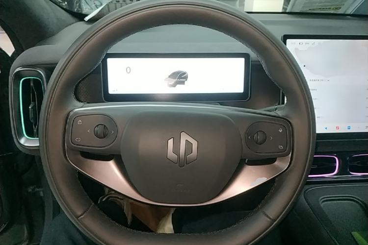 Used Leapmotor Lafa5 2026 Model 515 Max Steering Wheel