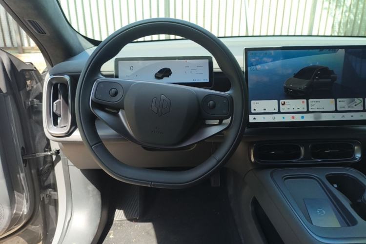 Used Leapmotor Lafa5 2026 Model 515 Max Steering Wheel