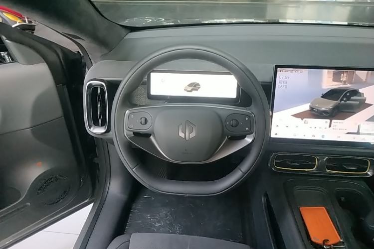 Used Leapmotor Lafa5 2026 Model 515 Max Steering Wheel
