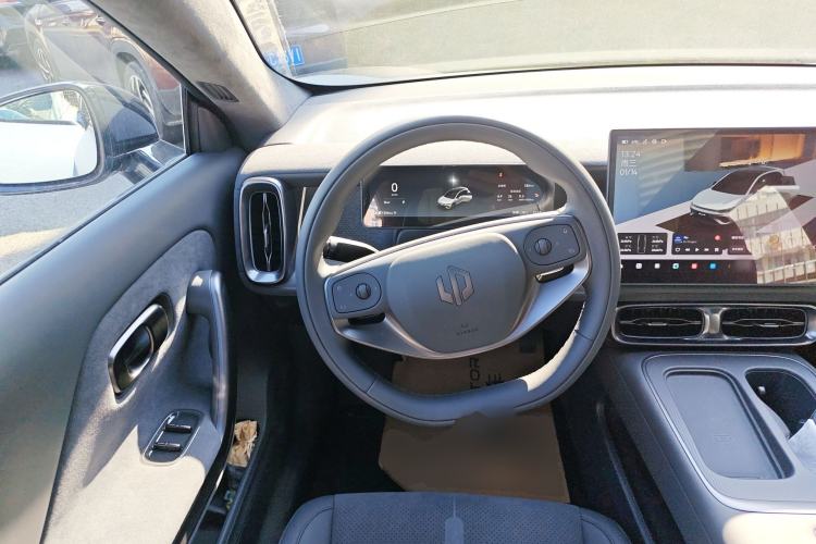Used Leapmotor Lafa5 2026 Model 605 Pro Steering Wheel