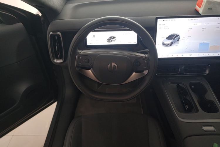 Used Leapmotor Lafa5 2026 Model 515 Max Steering Wheel