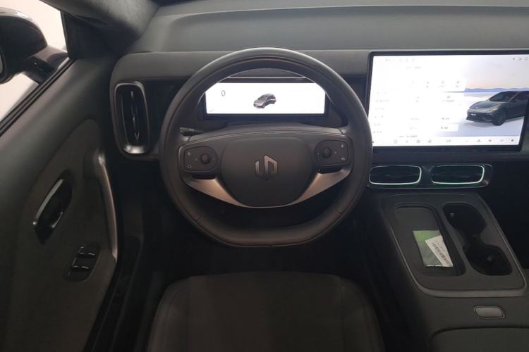 Used Leapmotor Lafa5 2026 Model 515 Max Steering Wheel