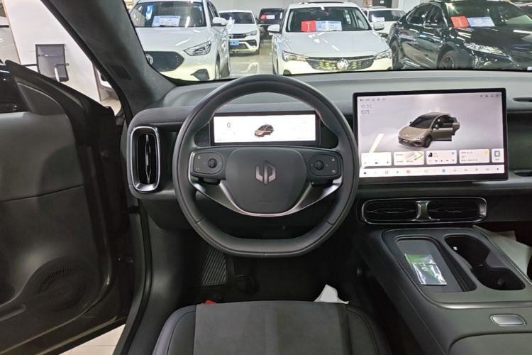 Used Leapmotor Lafa5 2026 Model 515 Max Steering Wheel