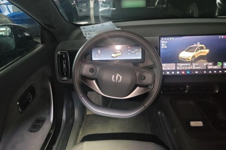 Used Leapmotor Lafa5 2026 Model 515 Max Steering Wheel