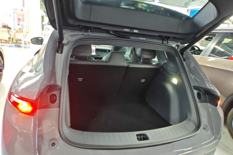 Used Leapmotor Lafa5 2026 Model 515 Max Trunk