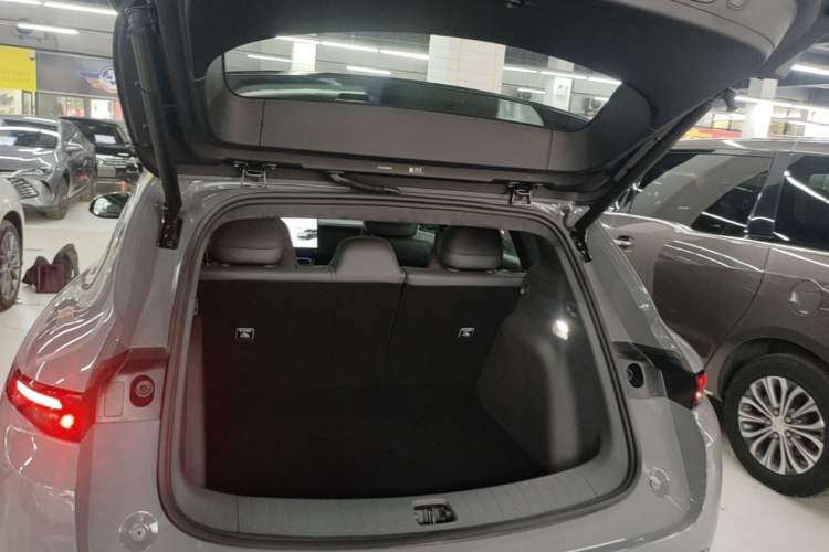 Used Leapmotor Lafa5 2026 Model 515 Max Trunk