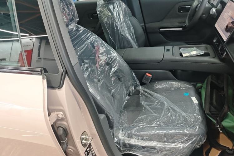 Used Leapmotor Lafa5 2026 Model 605 Pro Right Front Seat