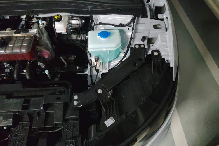 Used Leapmotor Lafa5 2026 Model 605 Max Engine Bay Left