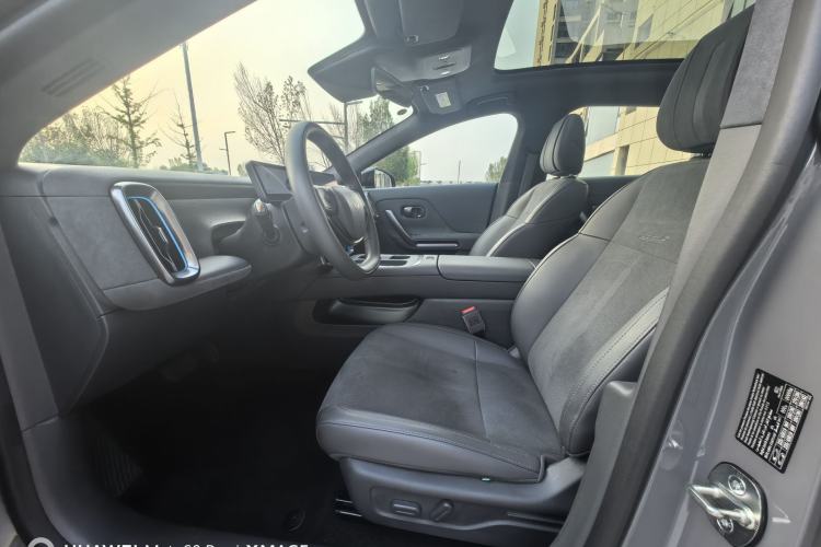 Used Leapmotor Lafa5 2026 Model 515 Max Interior 2