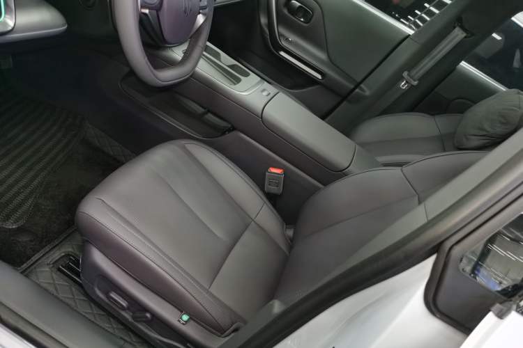 Used Leapmotor Lafa5 2026 Model 605 Pro Left Front Seat