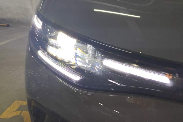 Used Leapmotor Lafa5 2026 Model 515 Pro Right Front Headlight
