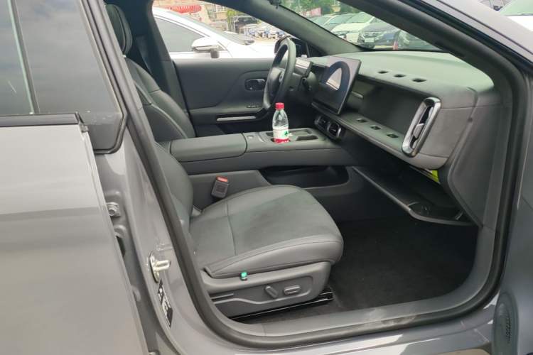 Used Leapmotor Lafa5 2026 Model 515 Max Right Front Seat