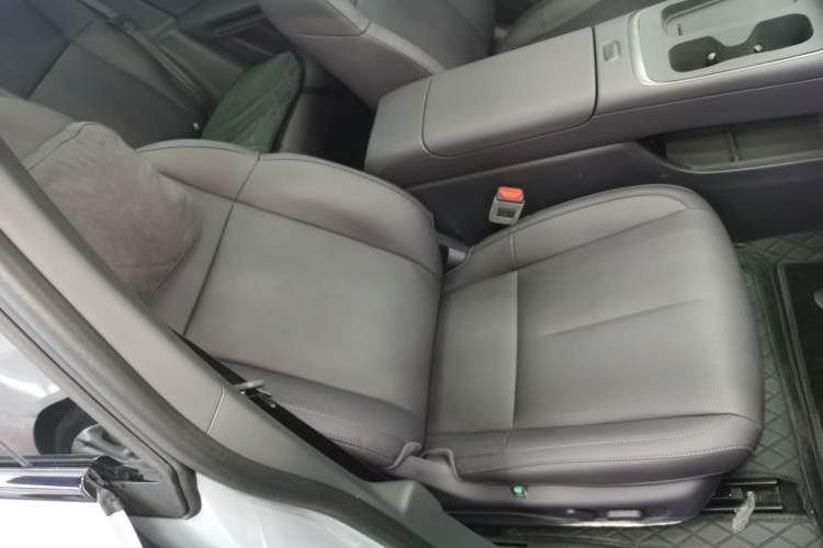 Used Leapmotor Lafa5 2026 Model 605 Pro Right Front Seat