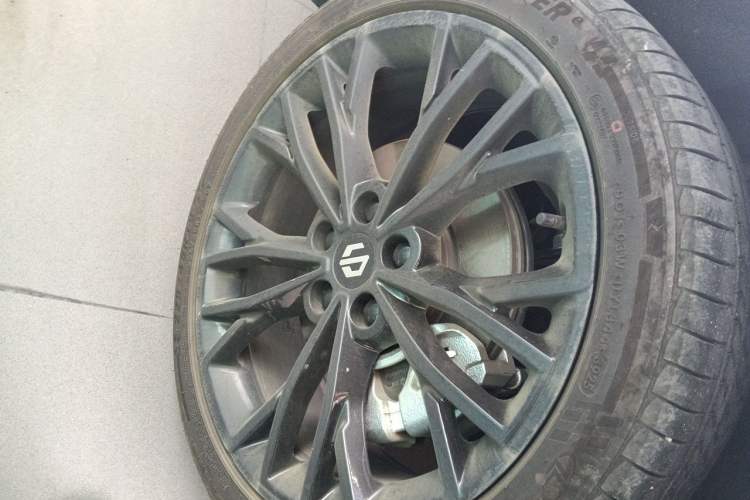 Used Leapmotor Lafa5 2026 Model 515 Max Right Front Wheel Hub