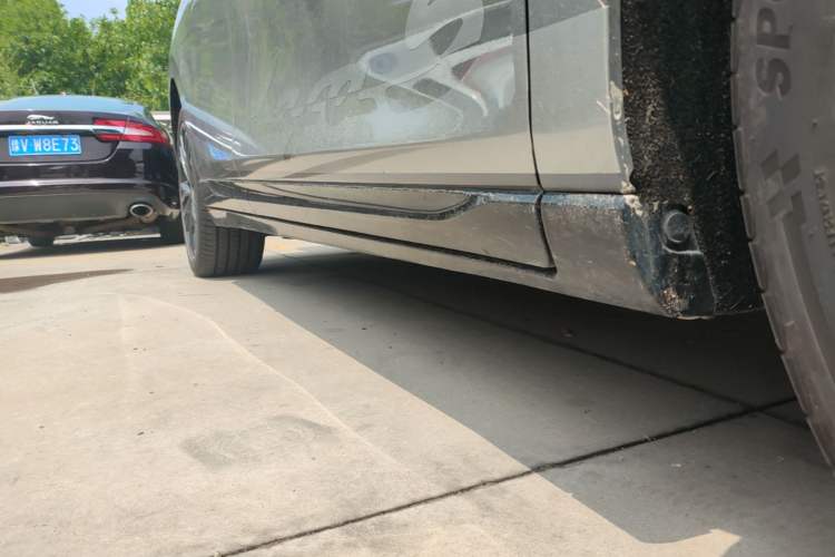 Used Leapmotor Lafa5 2026 Model 515 Max Right Side Sill
