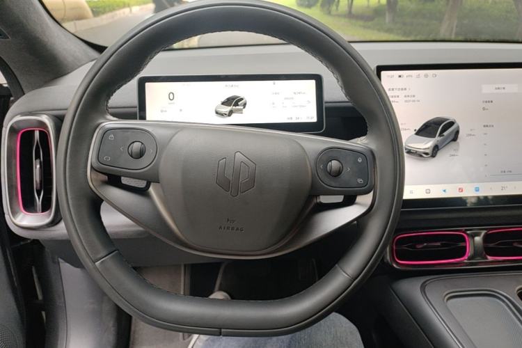 Used Leapmotor Lafa5 2026 Model 515 Max Steering Wheel