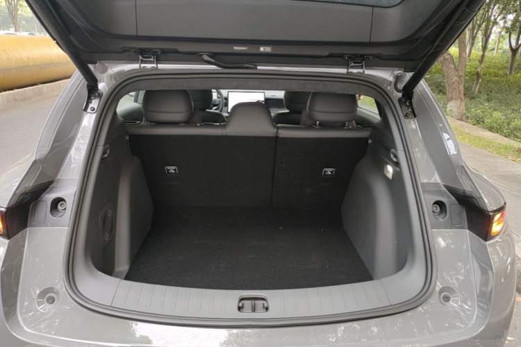Used Leapmotor Lafa5 2026 Model 515 Max Trunk