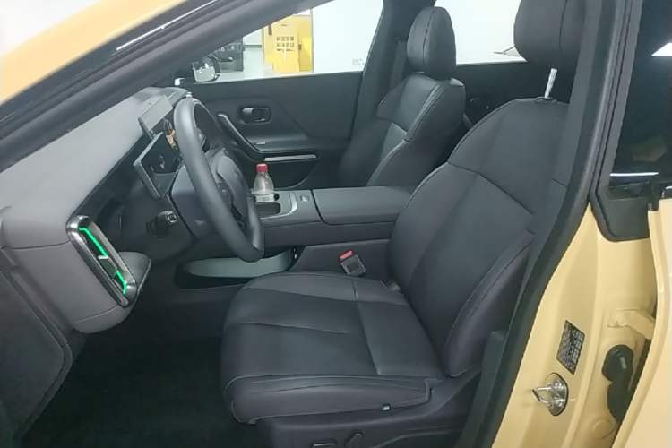 Used Leapmotor Lafa5 2026 Model 605 Max Left Front Seat