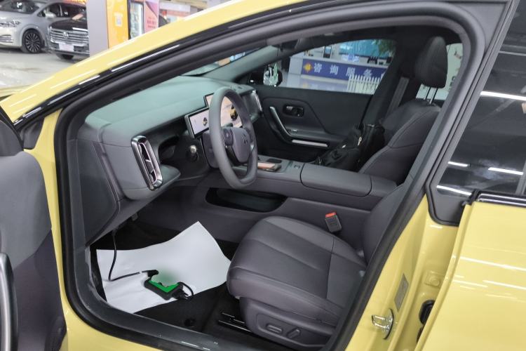 Used Leapmotor Lafa5 2026 Model 605 Pro Left Front Seat
