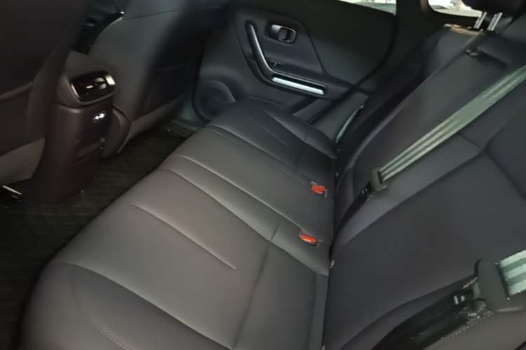 Used Leapmotor Lafa5 2026 Model 605 Max Left Rear Seat