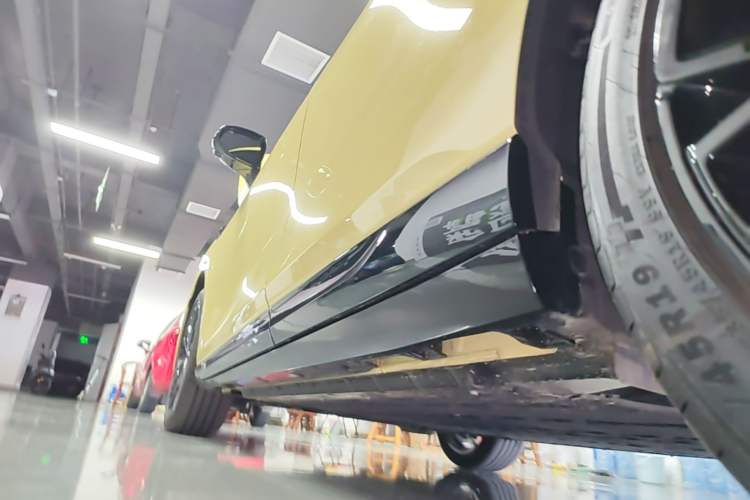 Used Leapmotor Lafa5 2026 Model 515 Pro Left Side Sill