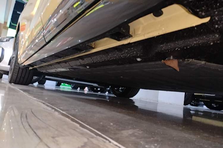 Used Leapmotor Lafa5 2026 Model 515 Max Left Side Sill