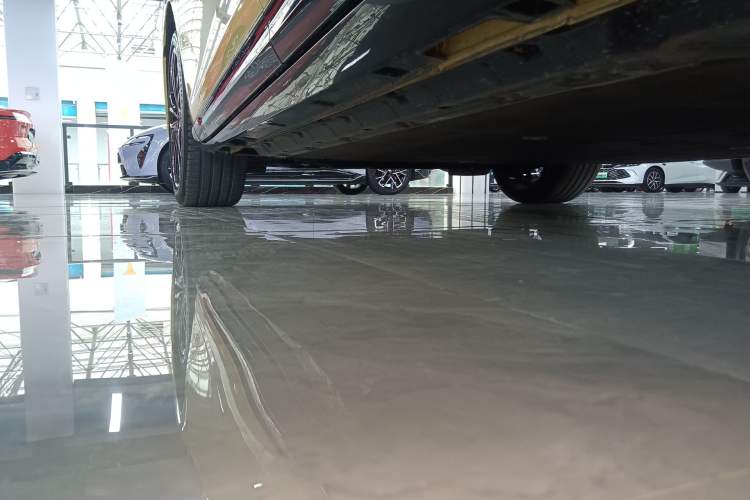Used Leapmotor Lafa5 2026 Model 605 Max Left Side Sill
