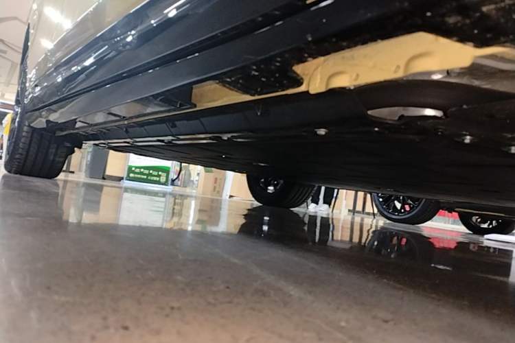 Used Leapmotor Lafa5 2026 Model 605 Pro Right Side Sill