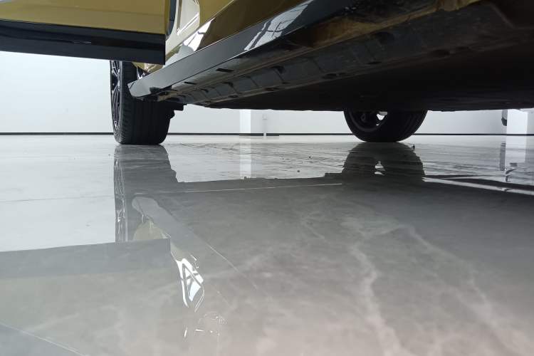 Used Leapmotor Lafa5 2026 Model 605 Max Right Side Sill