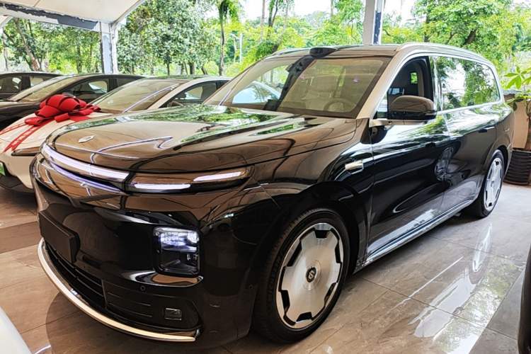 Used Leapmotor D19 2026 Range-Extended 500 Smart Luxury Edition Six-Seat Guazi used car, China used car export, Used car for sale, Used cars, Cheapest cars for sale